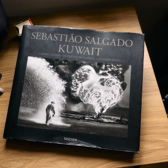 Chris Gampat The Phoblographer Sebastio Salgado Kuwait book review 3.21-160s400